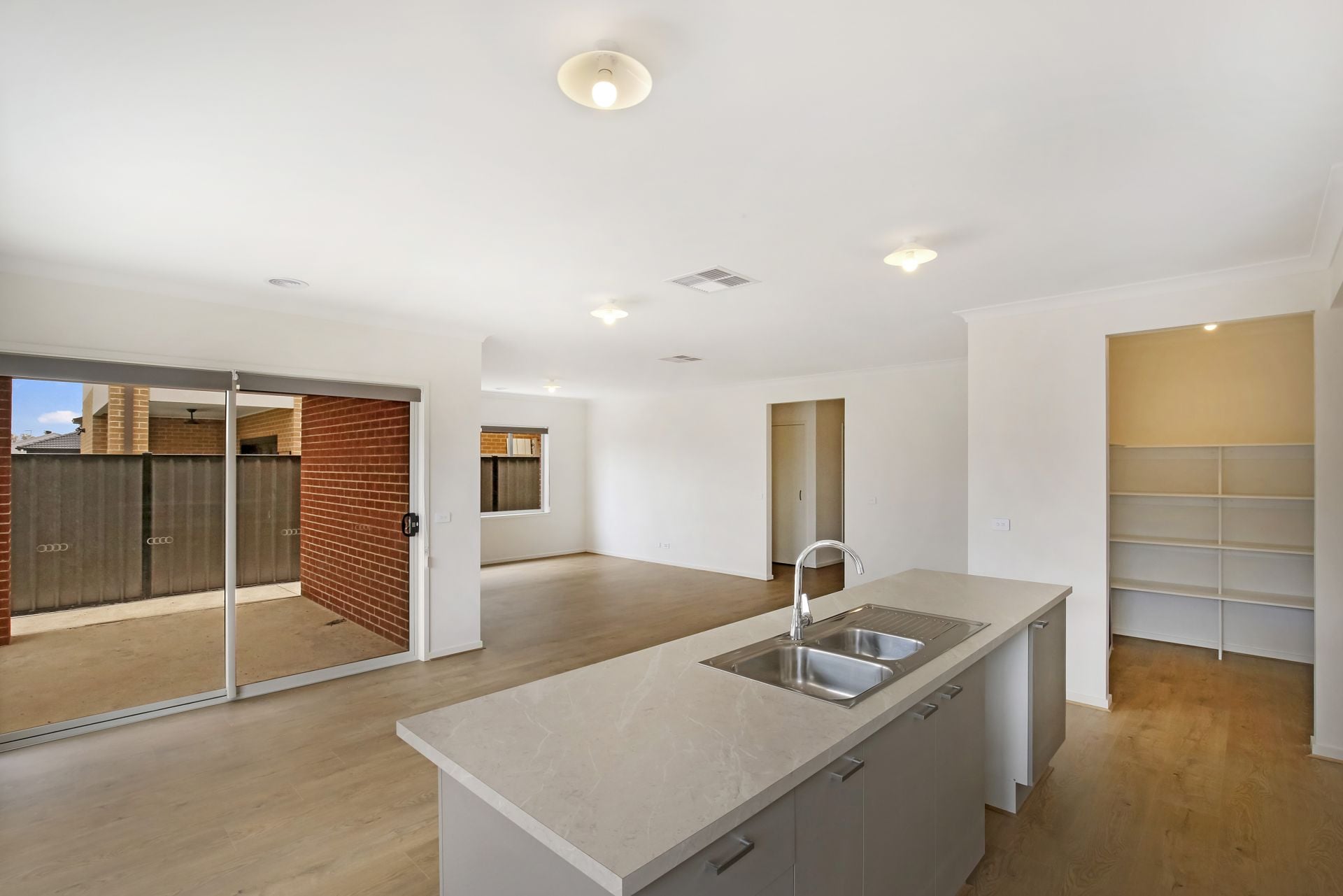 FAMILY FRIENDLY 4 BEDROOM HOME