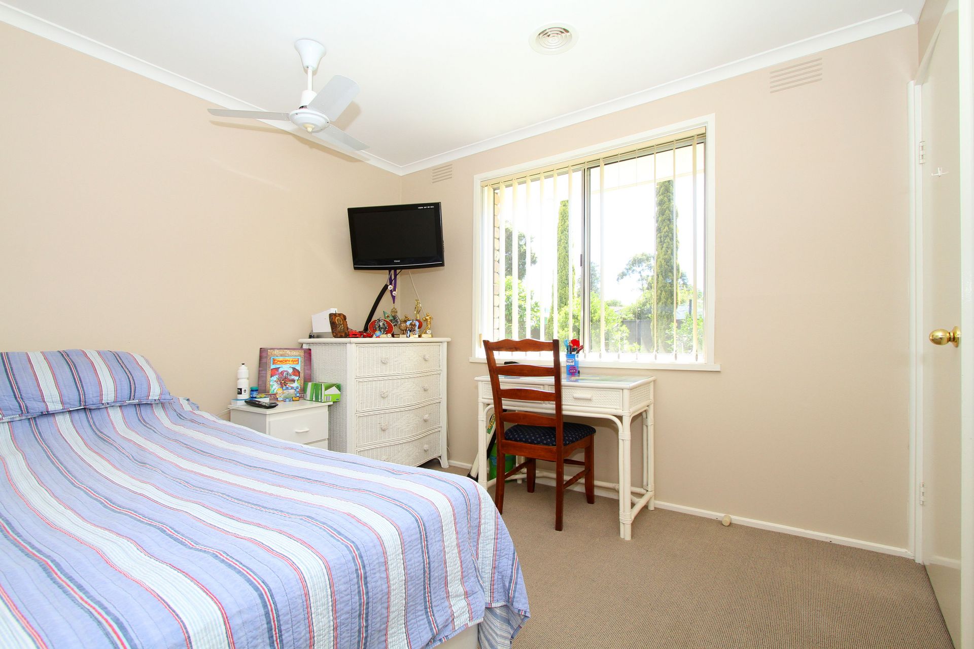 PICTURE PERFECT  * Inspect Thurs 23rd Feb @ 5:00pm