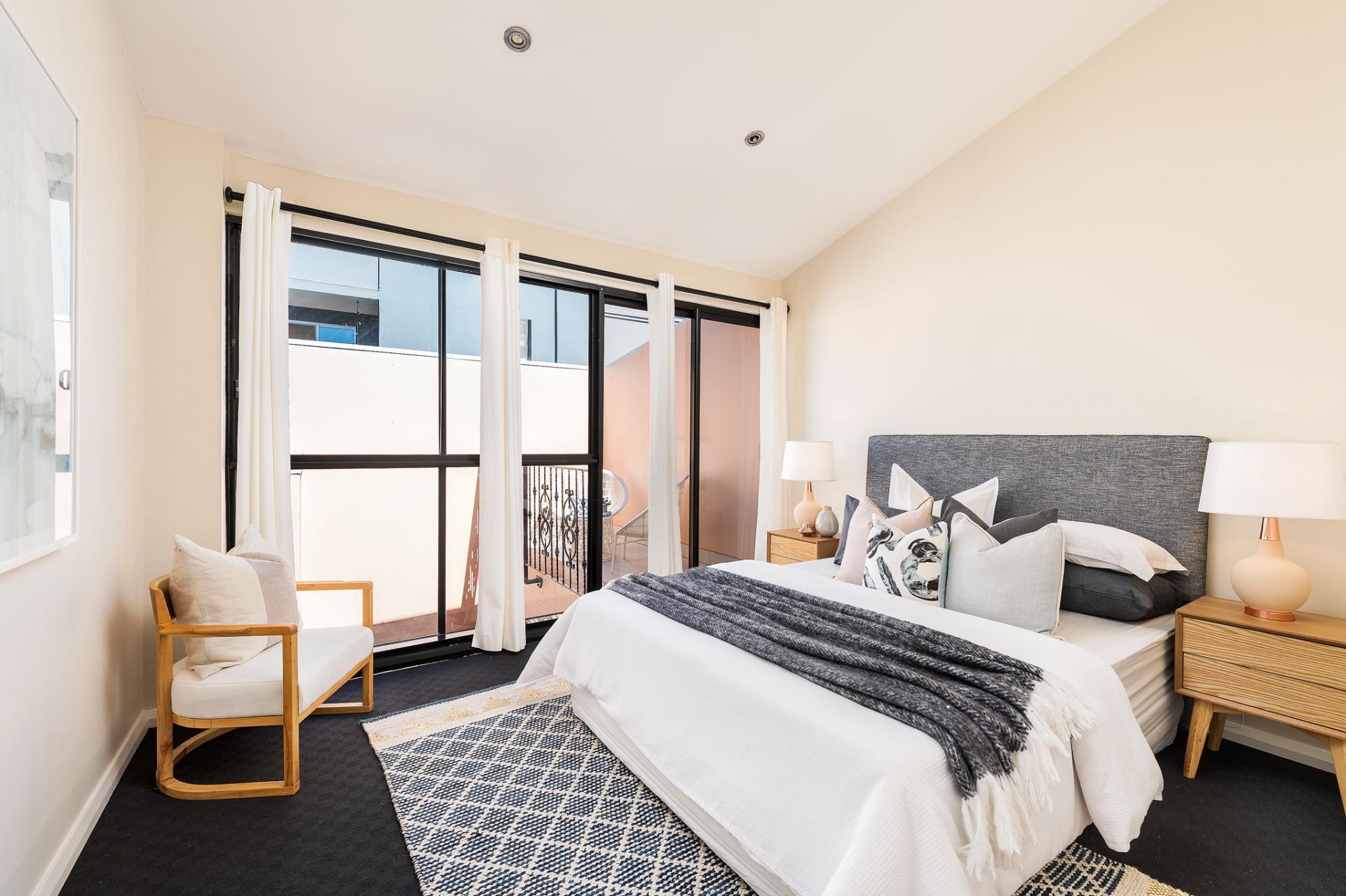 Sold - Townhouse Oasis Offers a Superb Entertainers' Lifestyle