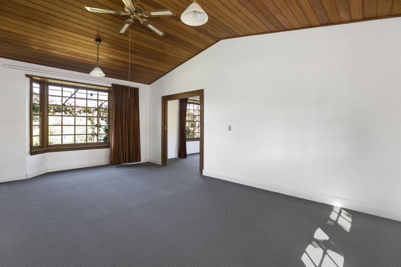 Real Estate For Lease 10 Applegate Close Mittagong , NSW