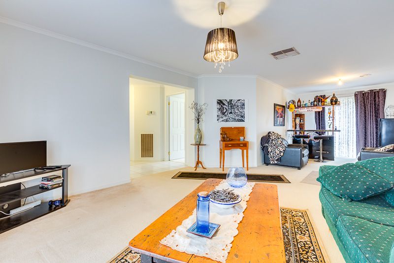 90 Holts Lane, Bacchus Marsh - Thumbnail 6