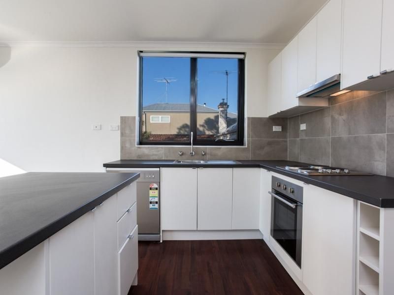 6/30 Blessington Street, St Kilda - Thumbnail 4