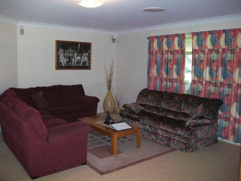 13 Storks Road GLEN OAK NSW, Glen Oak - Thumbnail 3