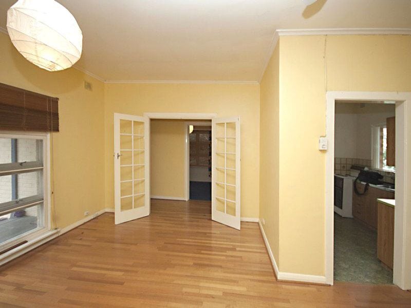10 KENNINGTON ROAD Hope Valley 5090