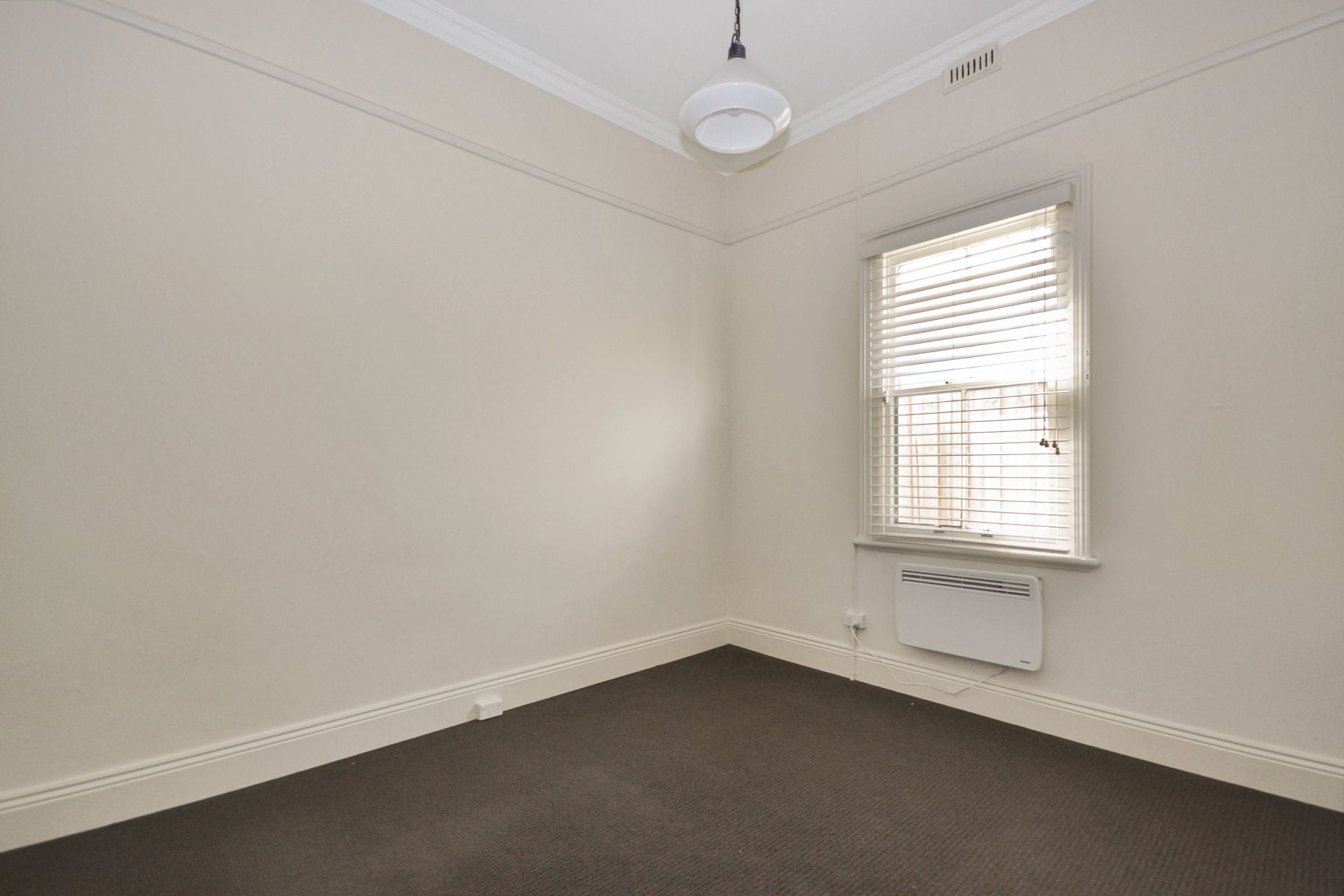IMMACULATE VICTORIAN IN THE HEART OF PRESTON