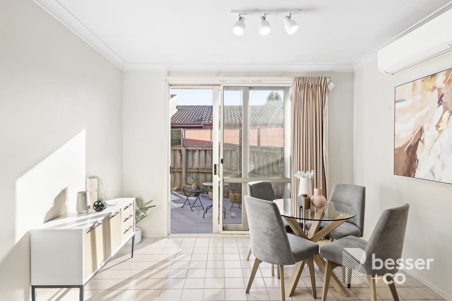 8 Macgowan Avenue, Glen Huntly - Thumbnail 4