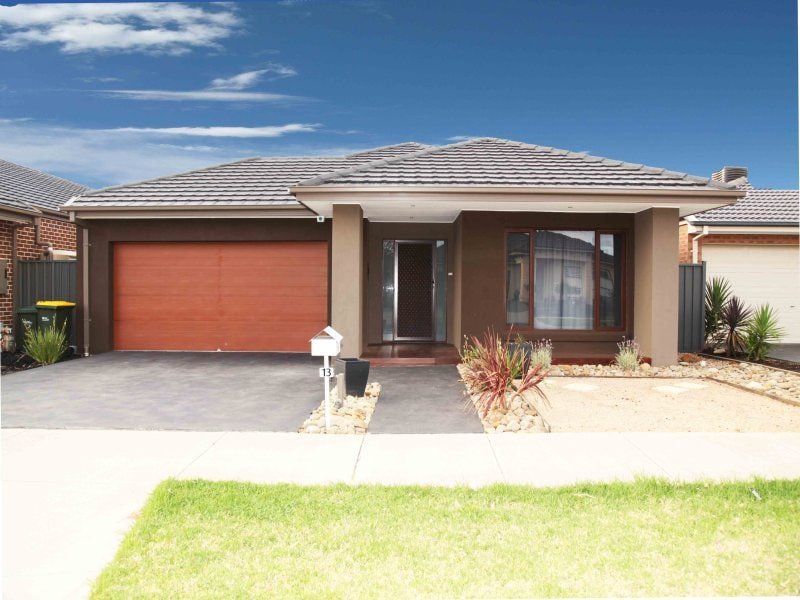 13 Lupin Street MERNDA, Mernda - Thumbnail 3