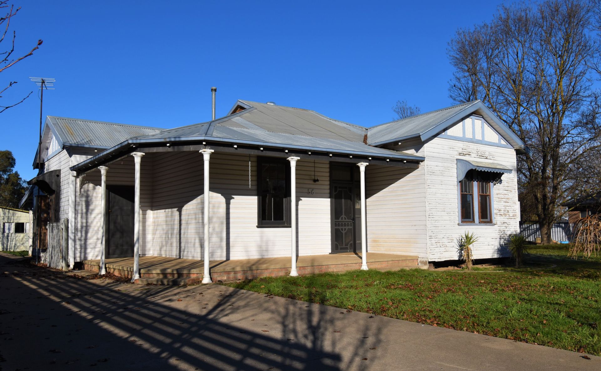 56 Bardwell Street, Holbrook Kane Real Estate
