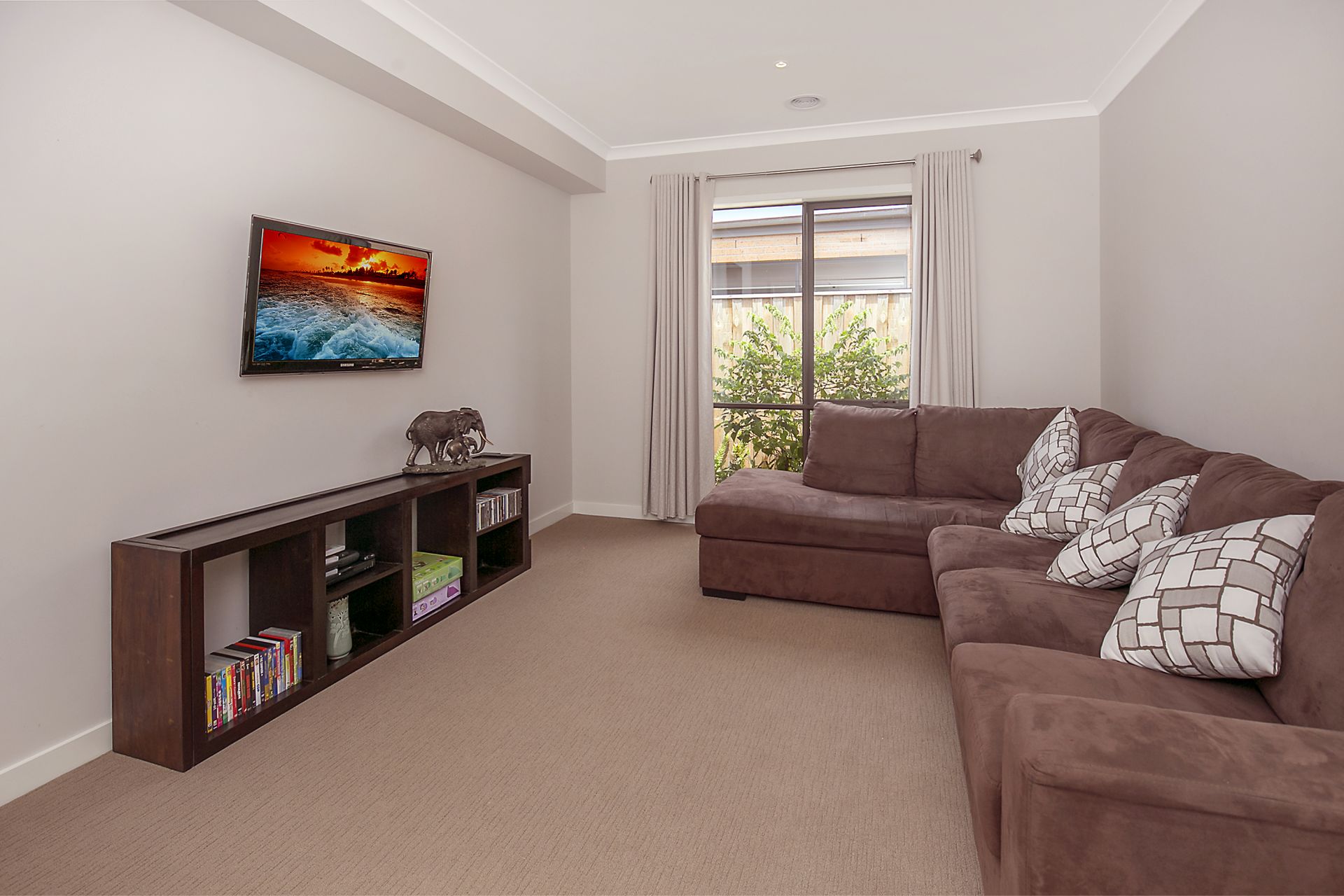 14 Newington Parade Mernda, Mernda - Thumbnail 4