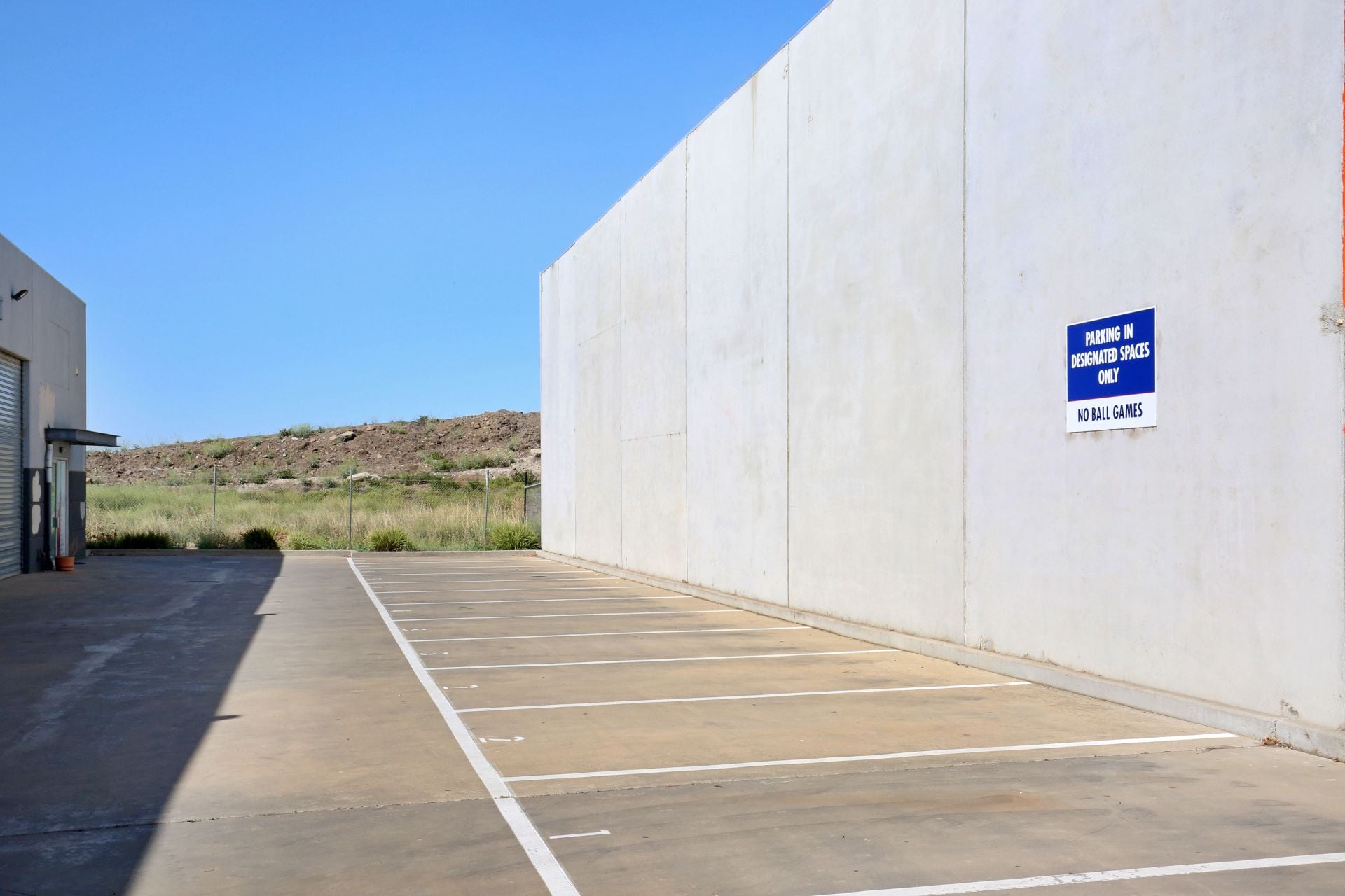WELL LOCATED WAREHOUSE WITH OFFICE