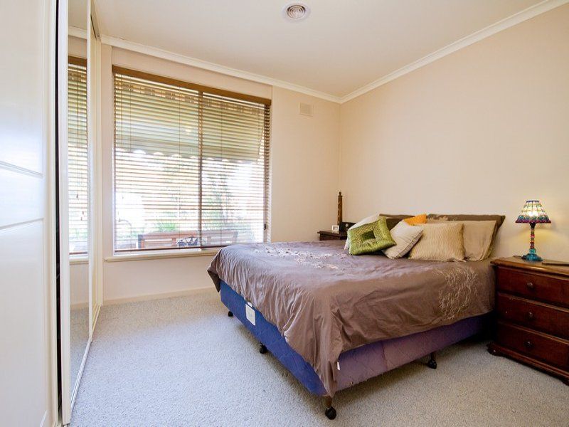 8 Topaz Crescent Salisbury East 5109