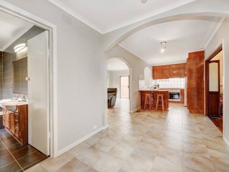 23 Lawrence Crt, Altona North - Thumbnail 7