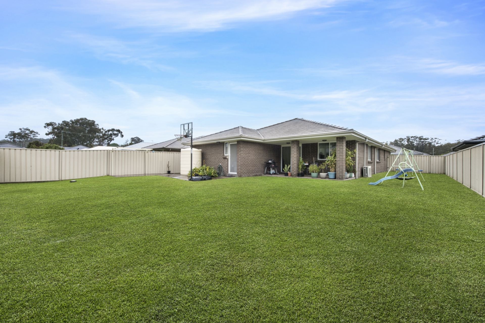 Real Estate For Lease 12 Kelowna Avenue Morisset , NSW