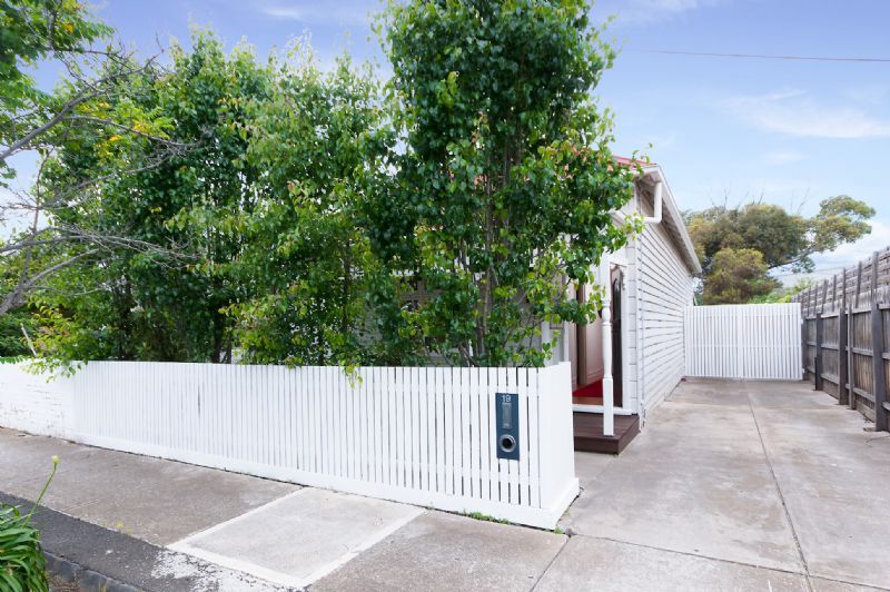 19 Frederick Street