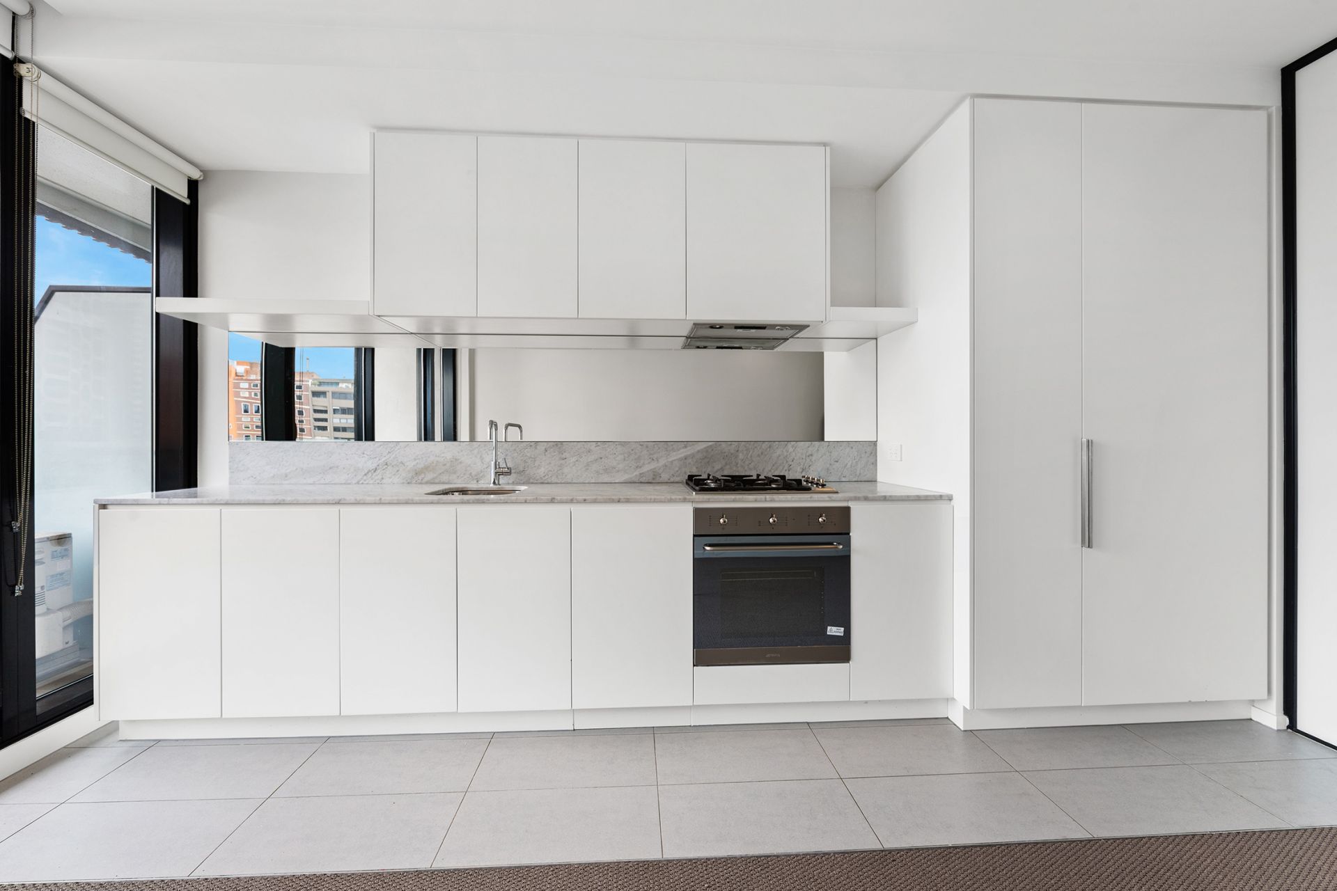 814/52 Park Street, South Melbourne - Thumbnail 3