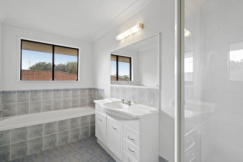 27 Yvonne Street, Nambour