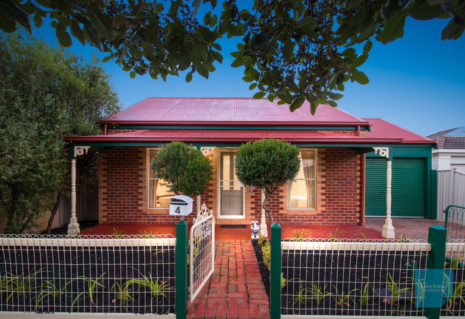 4 Stoneman Turn, Caroline Springs - Thumbnail 2