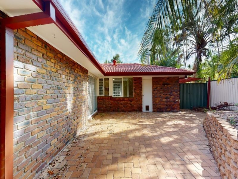 4 Loddon Street, RIVERHILLS Living Property Management