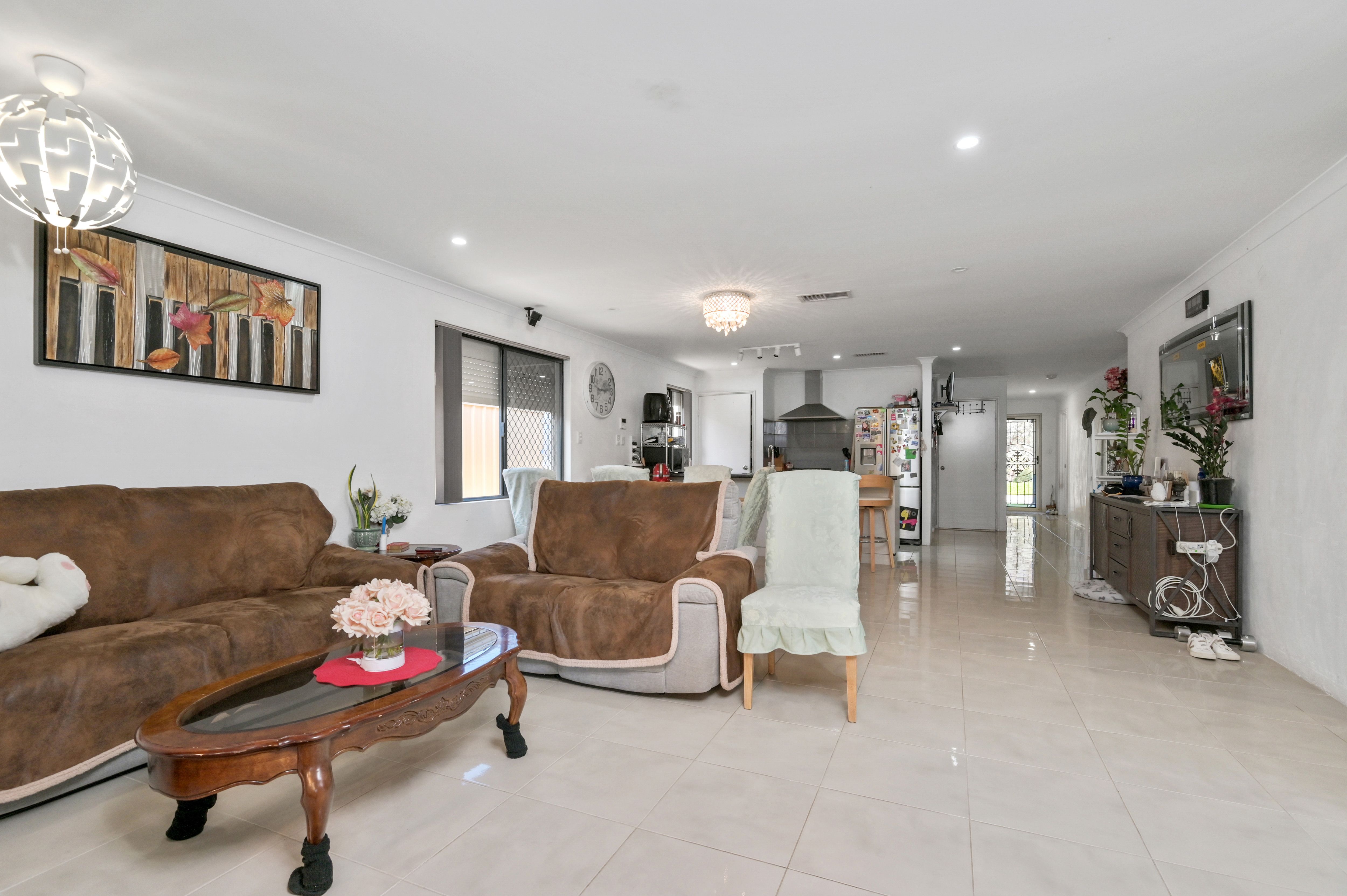 Real Estate For Sale 8 Bantry Drive Maddington , WA