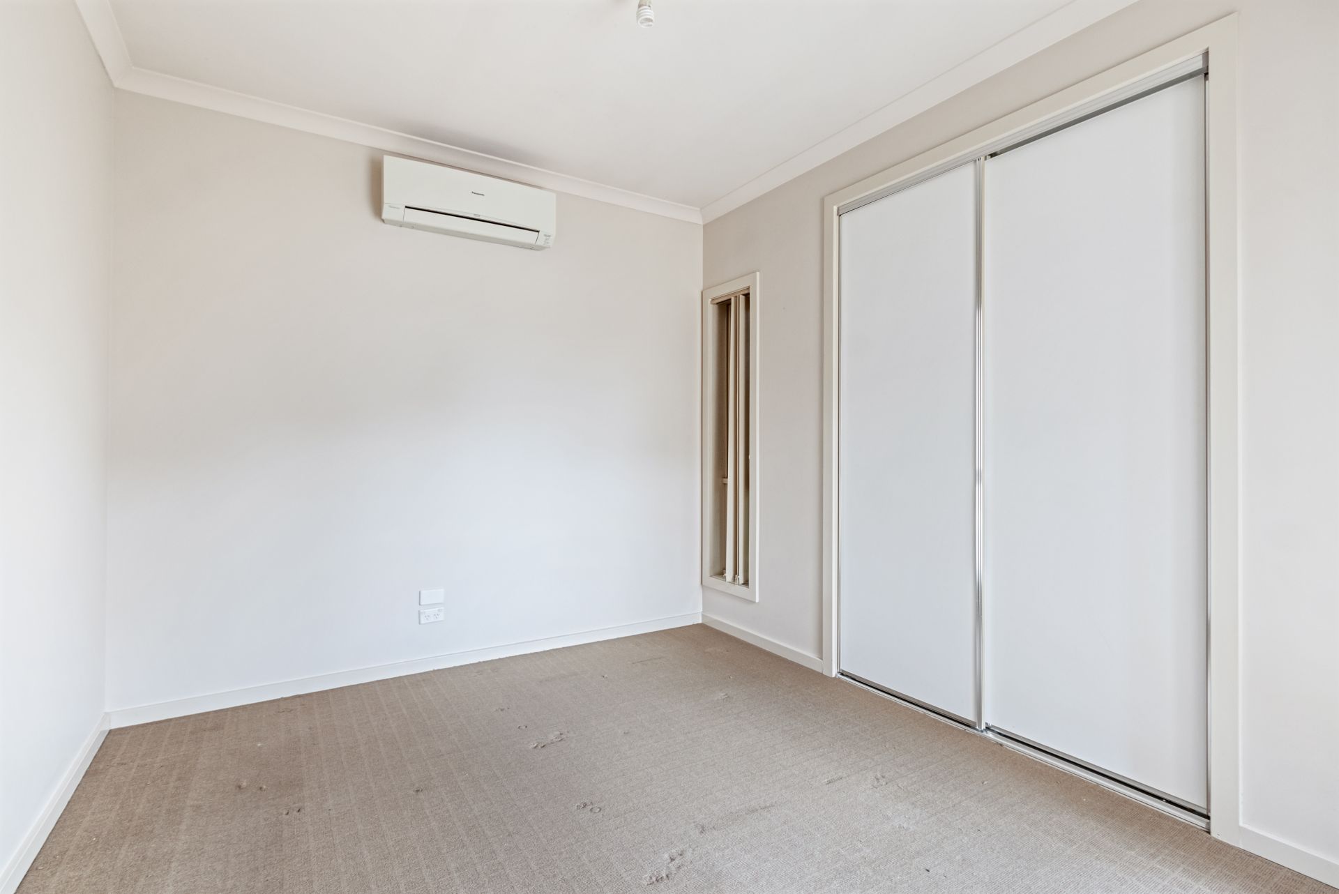 Modern 2 Bedroom Unit!