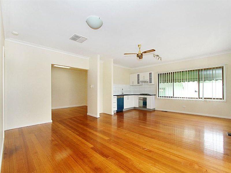 SPACIOUS 3 BEDROOM HOUSE
