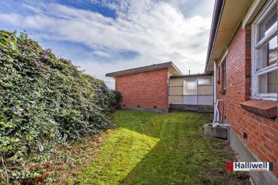 6
 
 
 
  
 
 
 1
 
 
 
  
 
 
 1
 
 
 
 
 
 
 
 9 Victoria Parade, Devonport TAS 7310, Devonport - Thumbnail 5