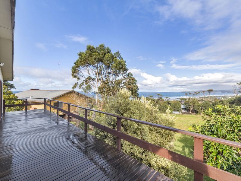 19 Ozone Street SKENES CREEK VIC, Skenes Creek - Thumbnail 2
