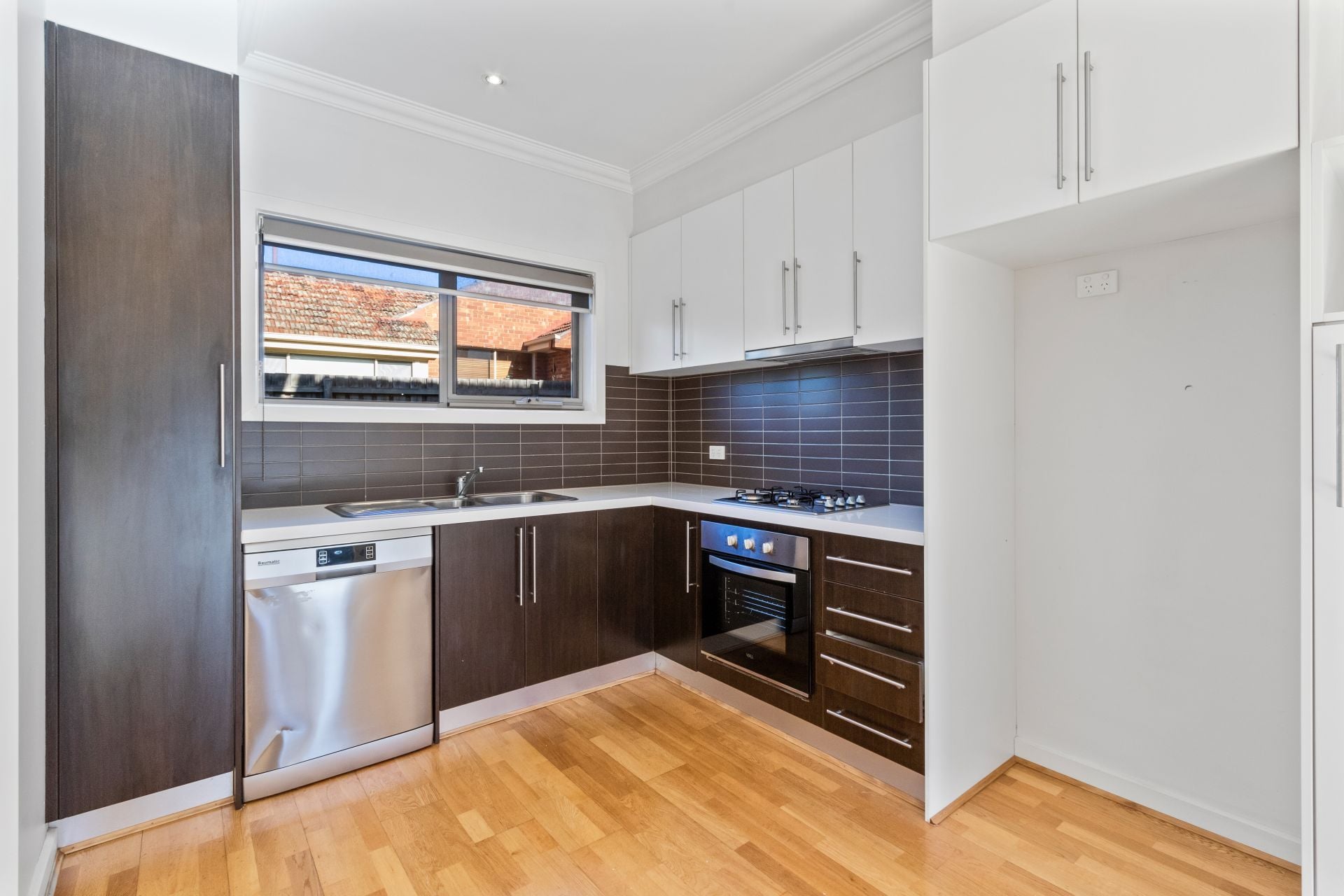 Spacious, stylish townhouse