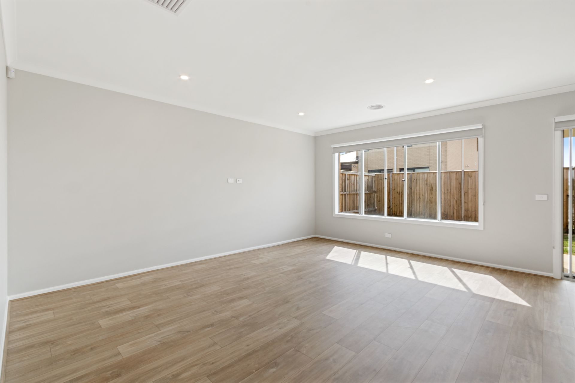PERFECT SPACIOUS FAMILY HOME