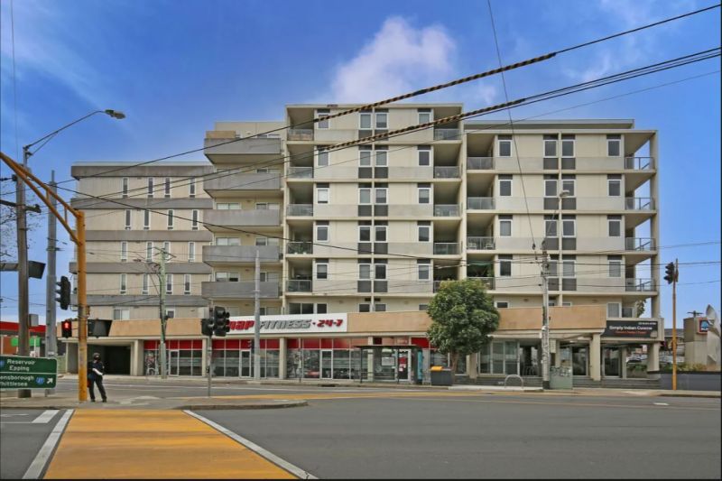 214/2 Plenty Road, Preston