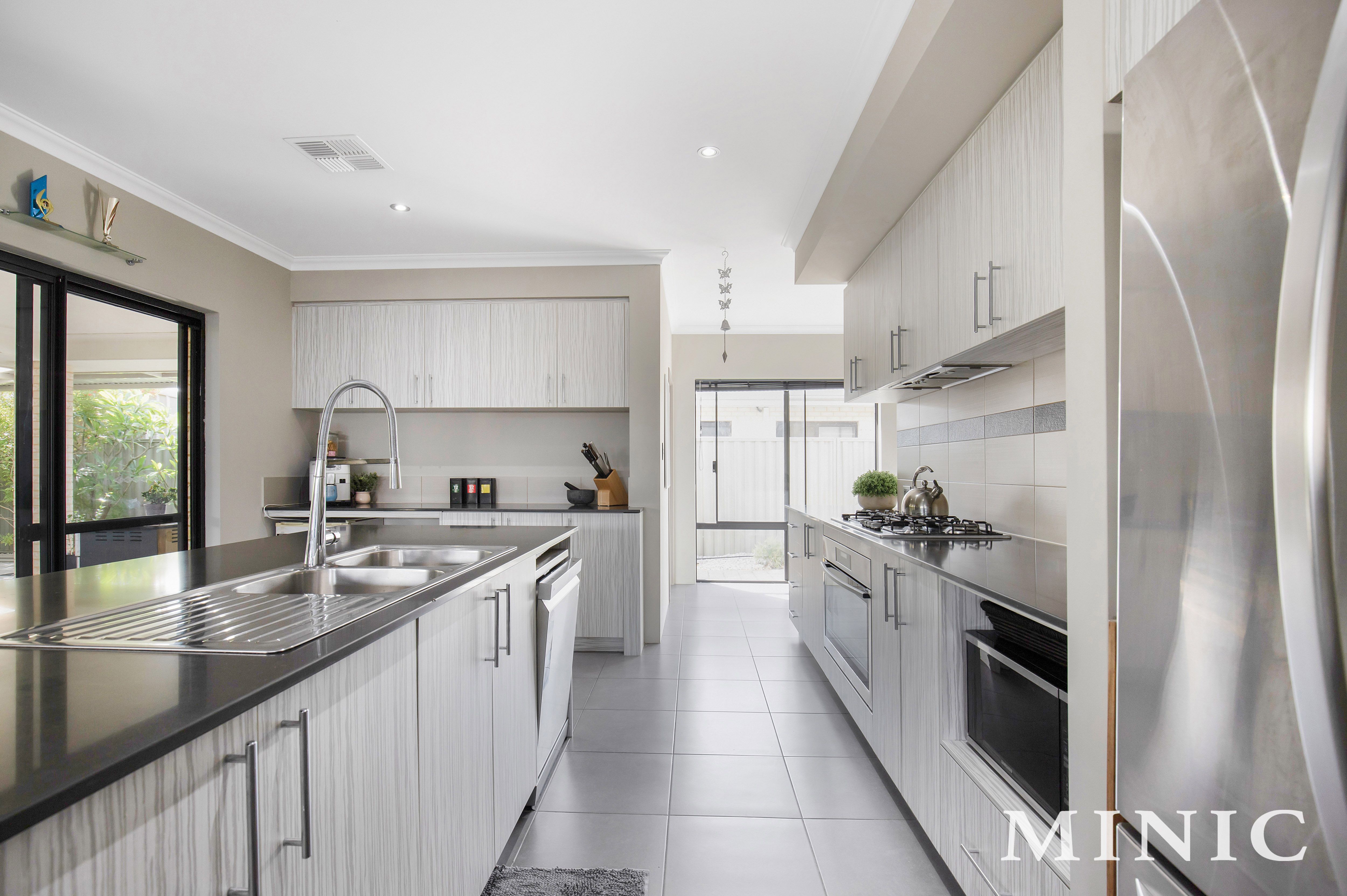 10 Johansen Road, Byford