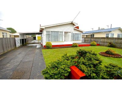 3
 
 
 
  
 
 
 1
 
 
 
  
 
 
 2
 
 
 
 
 
 
 
 11 Sorell Street, DEVONPORT TAS 7310, Devonport - Thumbnail 2