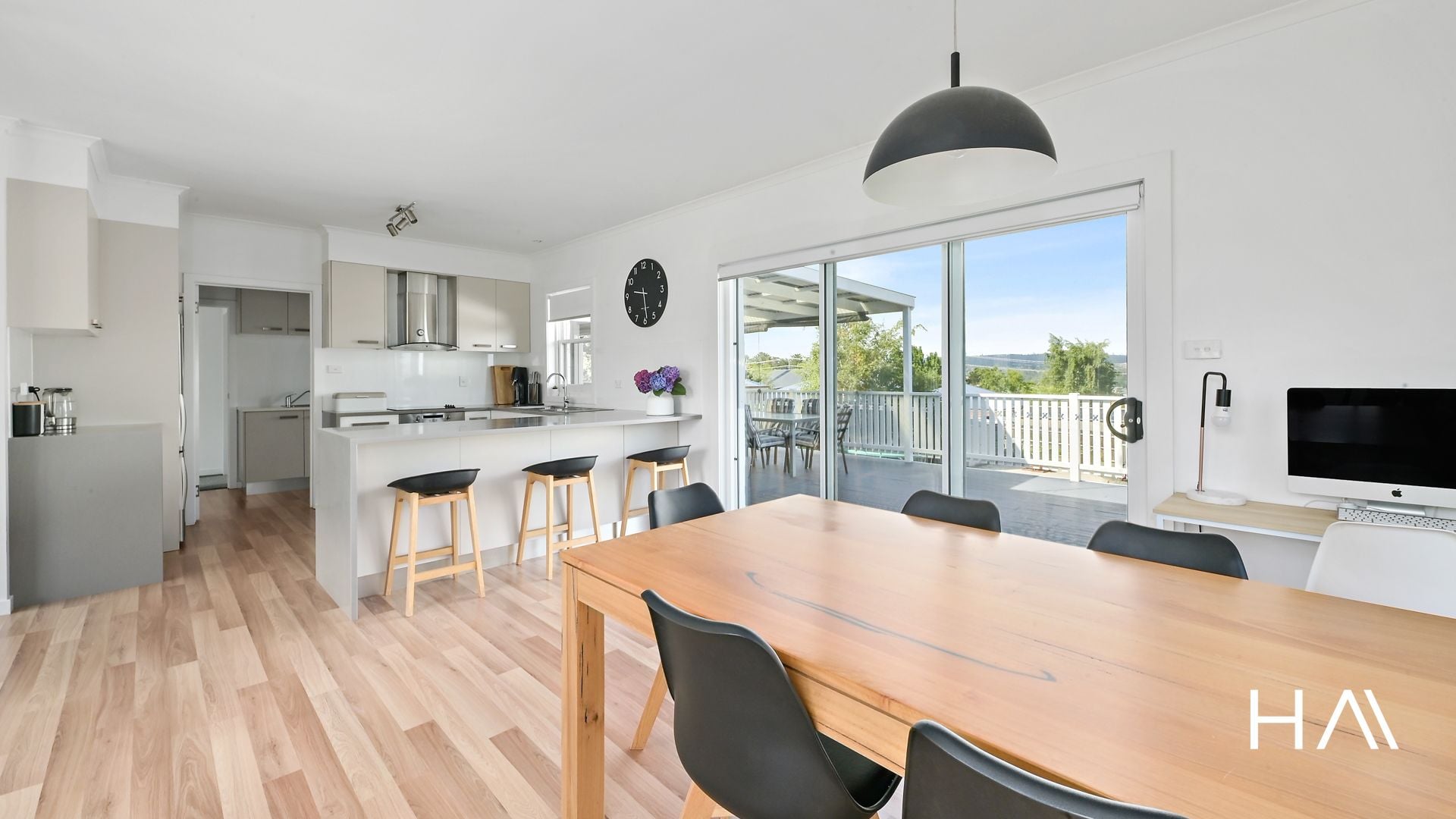306 St Leonards Road St Leonards, St Leonards - Thumbnail 7