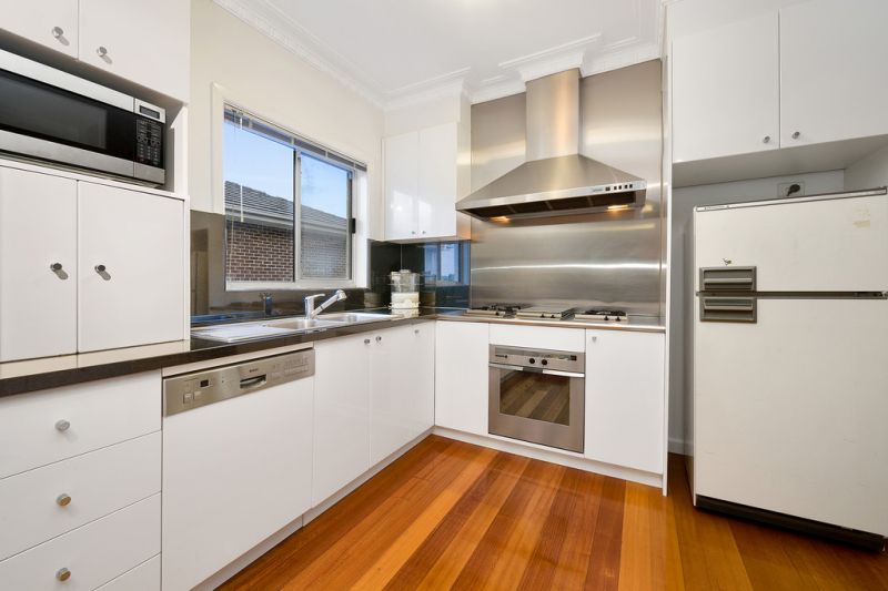 22 Almond Street, Balwyn North - Thumbnail 3