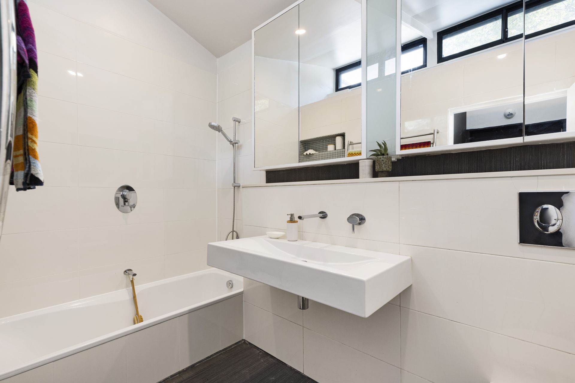 Sold property Sold Price for 4 Alma Avenue Enmore NSW 2042 CobdenHayson