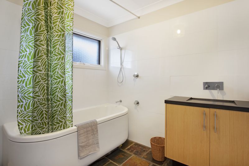 2 Echuca Court, Warana