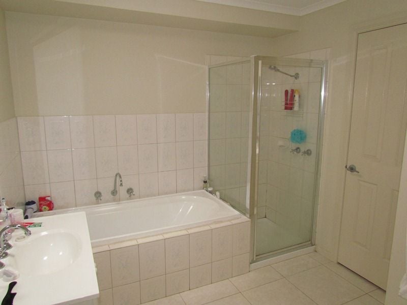 2/44A Second Avenue, Melton South - Thumbnail 6