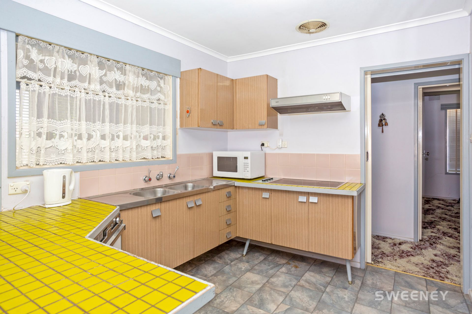 13 Dean Court, Altona North - Thumbnail 6