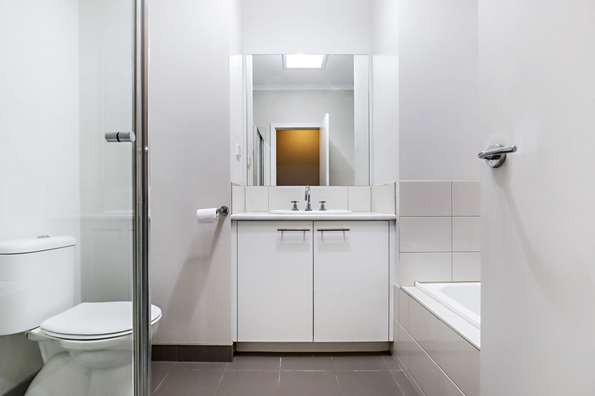 STYLISH HOME, SUPERB LOCATION