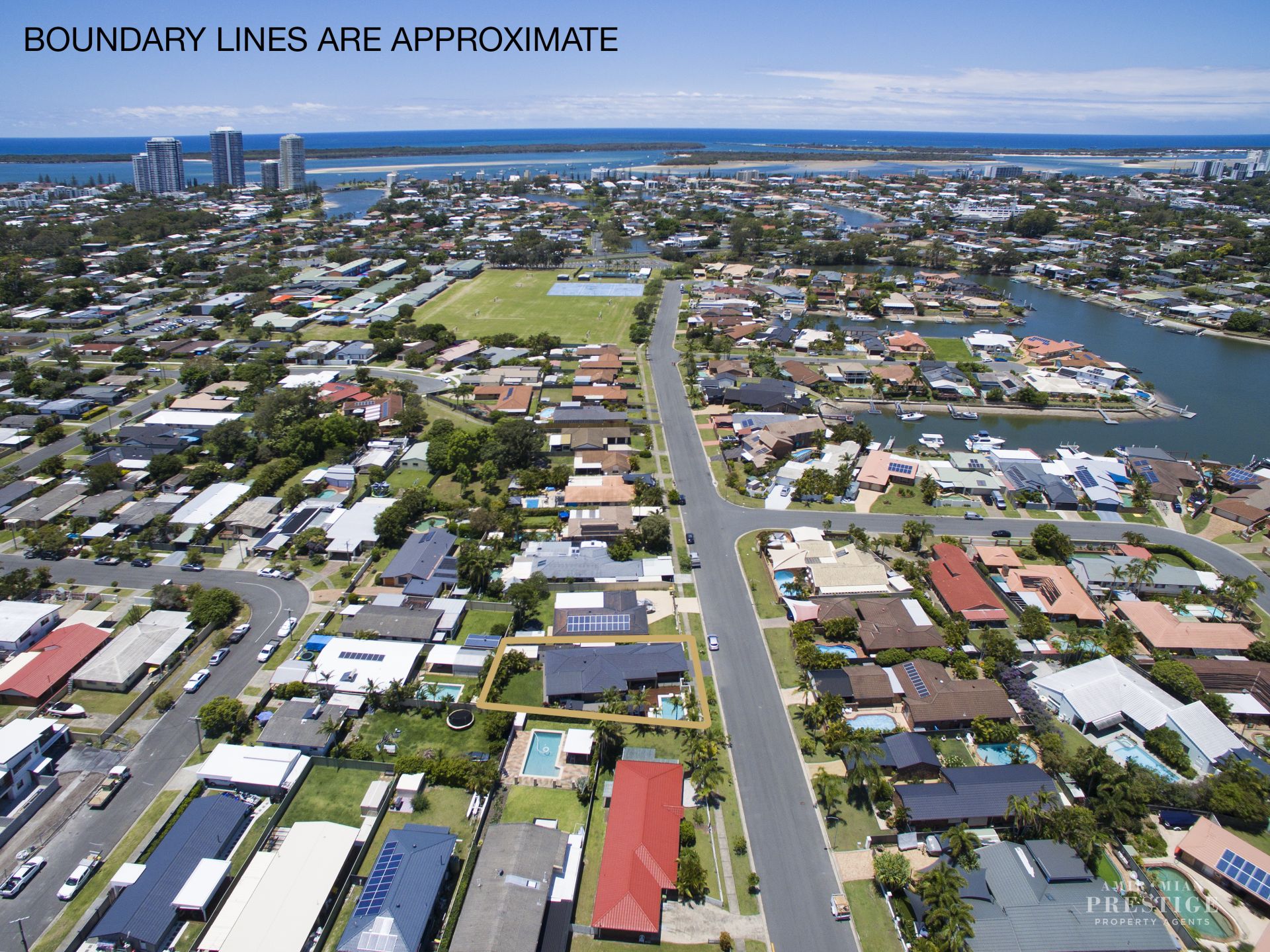 23 Thompson Street, Biggera Waters - Image 1