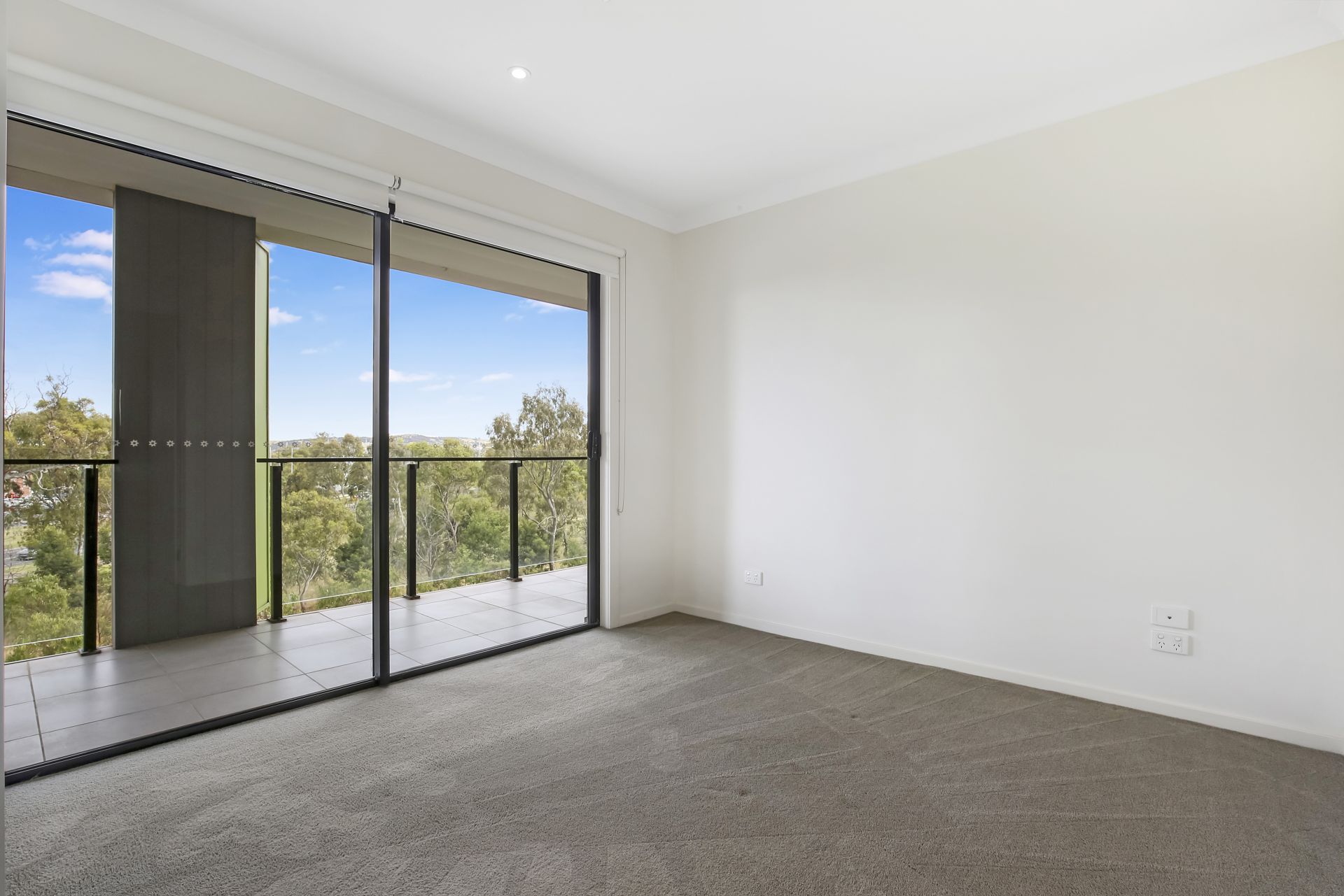Immaculately Presented Apartment!