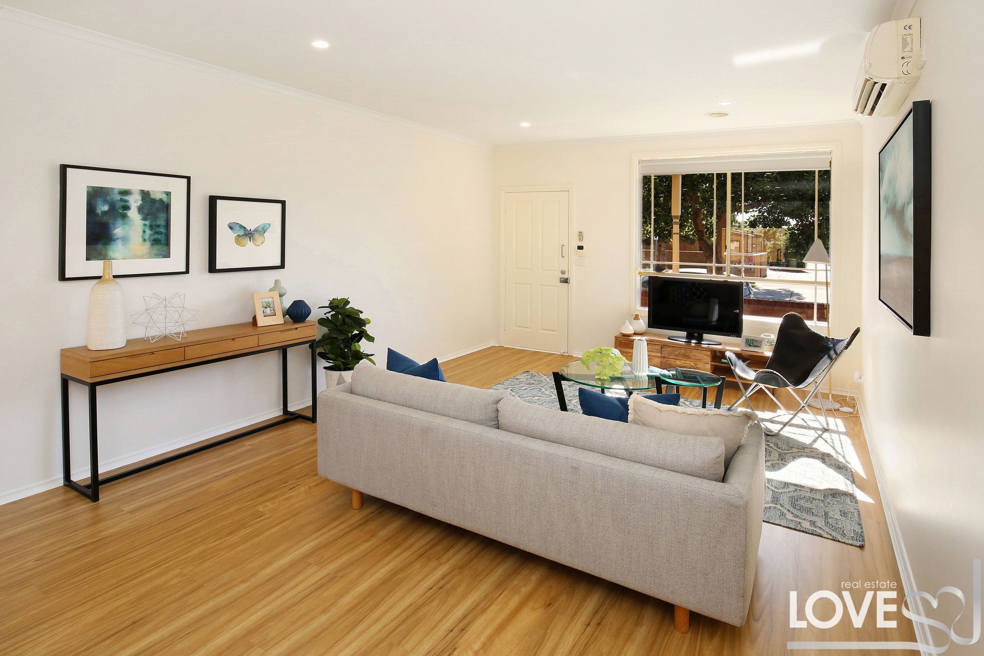 MOVE IN, UNPACK AND ENJOY