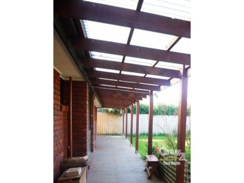 9 Pollywoodside Drive, Altona Meadows - Thumbnail 8