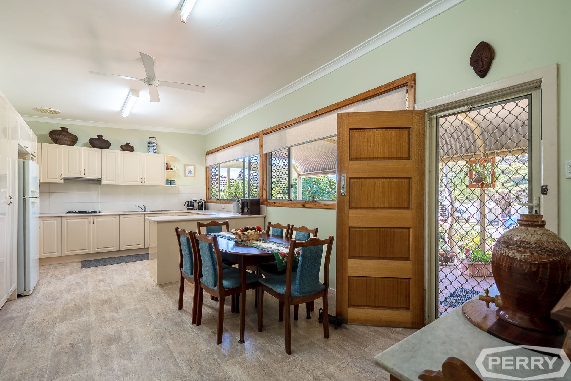 22 Sharland Street, Halls Head, Halls Head - Thumbnail 4