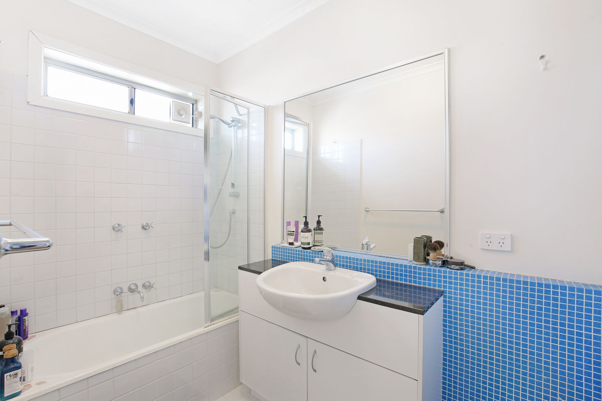 Stunning Light Filled Two Bedroom Apartment in Prime Location
