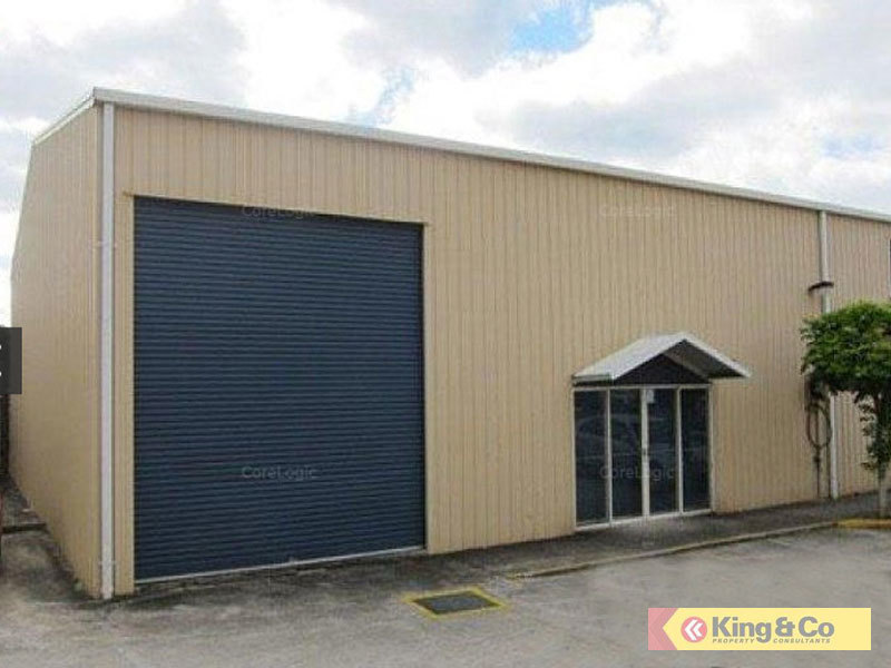 CENTRAL ACACIA RIDGE 200M2 - WELL PRICED