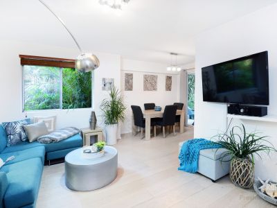 Sold by Cranston Schwarz 0413 142 222