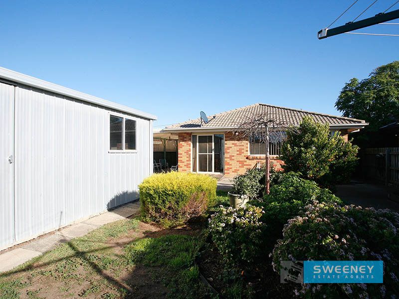11 Jeavons Court, Altona Meadows - Thumbnail 8