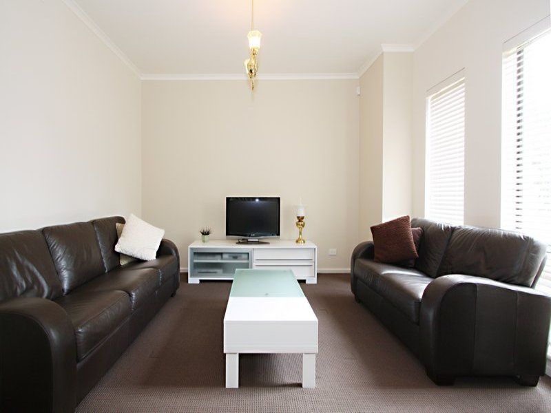 9/1653 Golden Grove Road Greenwith 5125