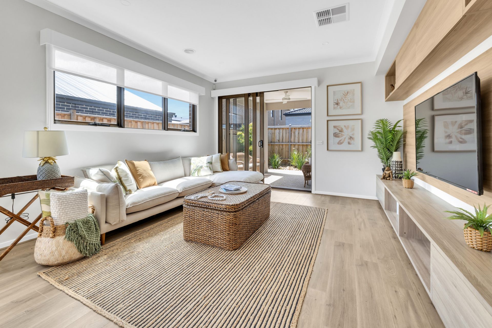 Lot 130 Lilybloom Way, Fraser Rise - Thumbnail 8